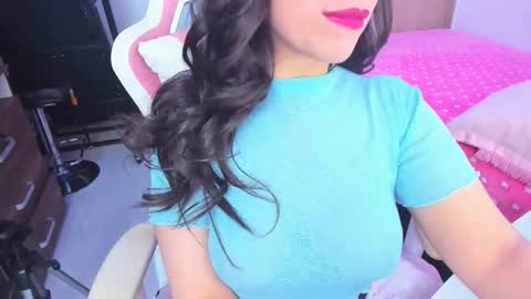 redski77 online show from April 16, 6:47 am