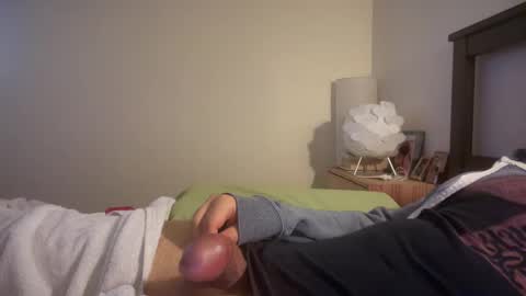 Snapshot of redw00d1984 chatting on October 7, 6:27 pm redw00d1984 online show from October 7, 6:27 pm