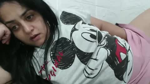 Snapshot of reeapassion chatting on December 23, 9:40 pm Reea online show from December 23, 9:40 pm