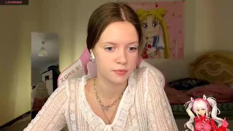 Lucy online show from November 4, 12:15 pm