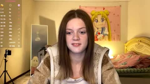 Lucy online show from December 5, 10:24 am