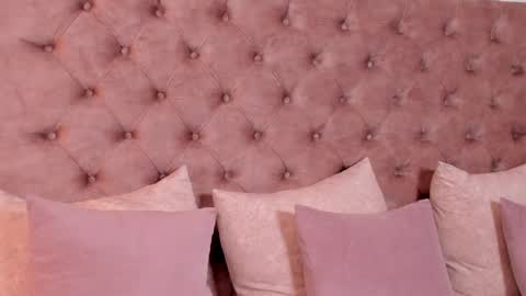 Regina  online show from November 2, 10:01 pm