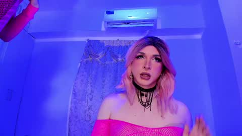 Snapshot of reginarose chatting on January 29, 3:12 am reginarose online show from January 29, 3:12 am