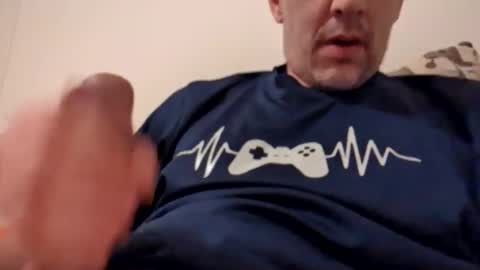 regularguy20 online show from January 14, 8:41 am