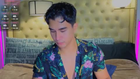 Snapshot of reidalert69 chatting on November 19, 1:38 am reidalert69 online show from November 19, 1:38 am