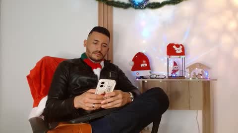   REIKO  online show from December 2, 5:19 pm