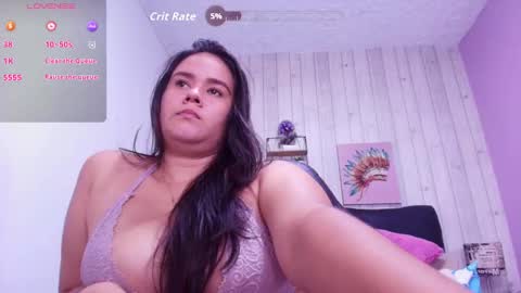 reina_loren online show from November 20, 4:34 am