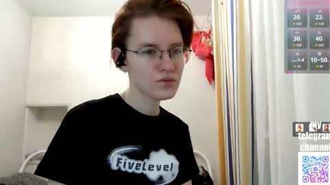 Claire online show from February 4, 5:30 pm