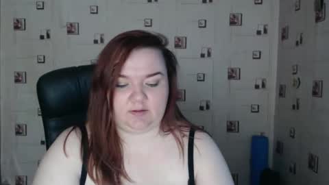 renataoia online show from April 1, 4:15 pm