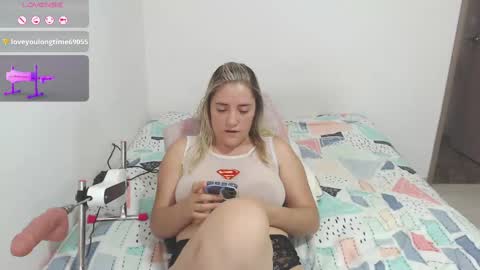 Snapshot of renathacohen chatting on February 12, 9:54 pm sofia online show from February 12, 9:54 pm