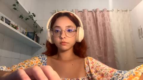 renaygelvin online show from April 3, 9:13 pm