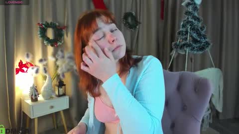 rene_shine online show from December 22, 3:42 pm