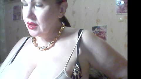 Snapshot of renelce chatting on December 13, 11:10 pm renelce online show from December 13, 11:10 pm