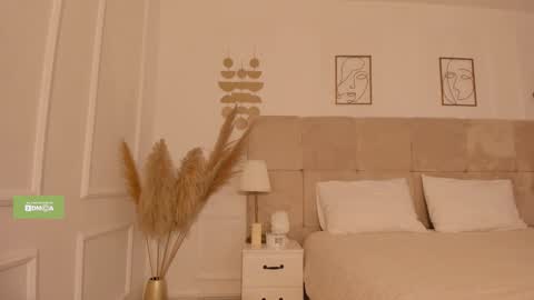 Rennatha online show from February 27, 10:15 am