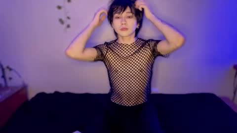 Snapshot of rennuts chatting on December 8, 9:19 pm rennuts online show from December 8, 9:19 pm