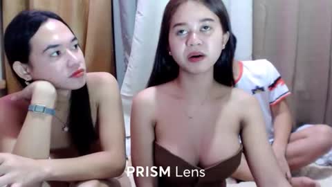 rennygurl online show from May 14, 10:22 am
