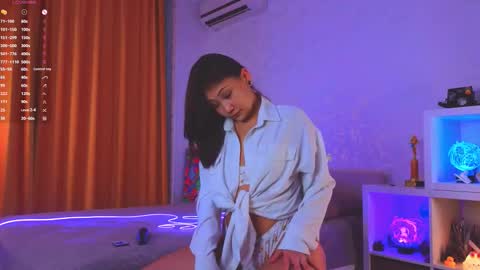 renochka online show from October 10, 6:23 am