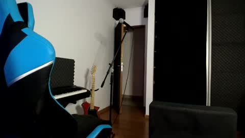 Rock Star online show from December 24, 8:55 am