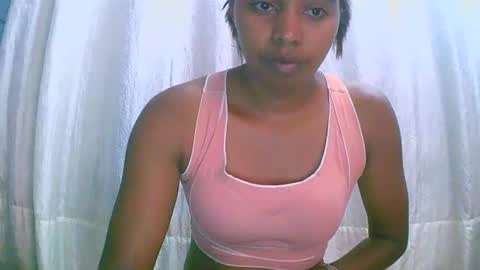 Snapshot of rephaleta chatting on December 9, 7:06 am Rephaleta online show from December 9, 7:06 am