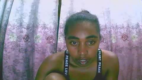 Snapshot of rephaleta chatting on February 13, 6:27 pm Rephaleta online show from February 13, 6:27 pm