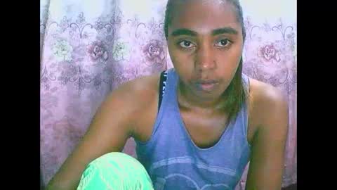 Snapshot of rephaleta chatting on February 19, 6:44 am Rephaleta online show from February 19, 6:44 am