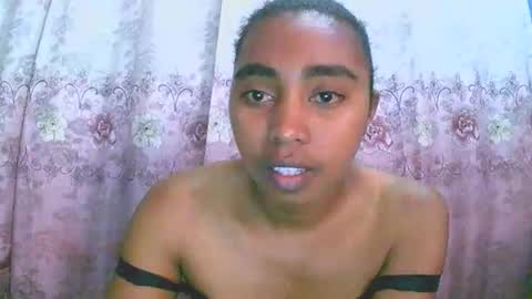 Snapshot of rephaleta chatting on September 30, 7:13 am Rephaleta online show from September 30, 7:13 am
