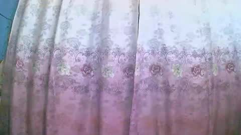 Snapshot of rephaleta chatting on October 16, 10:49 am Rephaleta online show from October 16, 10:49 am