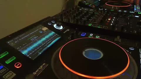 Snapshot of reticuli chatting on January 26, 2:35 am GearPorn online show from January 26, 2:35 am