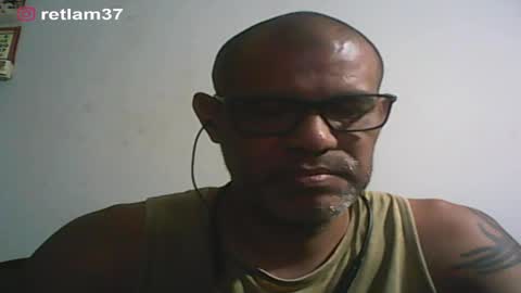 Snapshot of retlam37 chatting on February 4, 6:36 am Walter online show from February 4, 6:36 am