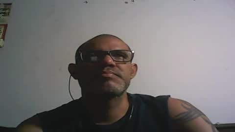 Snapshot of retlam37 chatting on February 5, 7:07 am Walter online show from February 5, 7:07 am