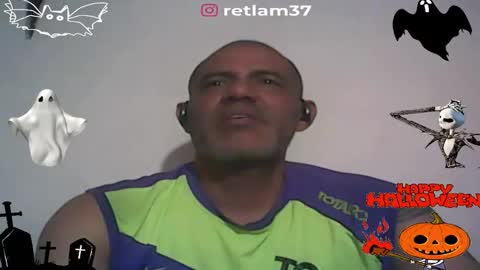 Snapshot of retlam37 chatting on October 16, 3:51 am Walter online show from October 16, 3:51 am