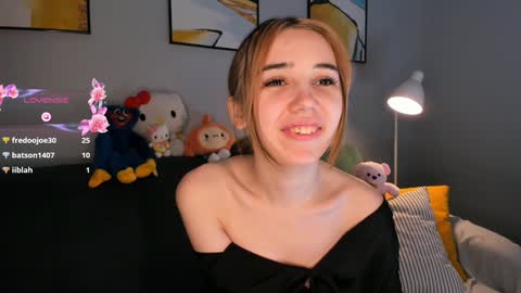 Elin online show from December 8, 4:25 am