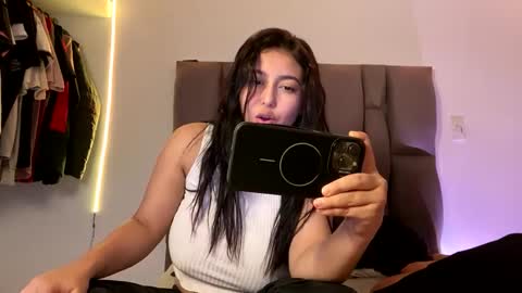 Snapshot of rexaybladee chatting on October 11, 8:29 pm Rexa y blade online show from October 11, 8:29 pm