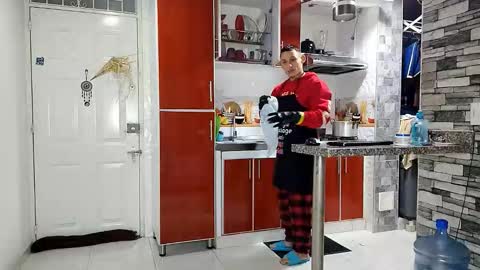 reymasterhot online show from March 4, 5:19 pm