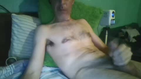 reyes_albert2006 online show from October 5, 3:10 pm