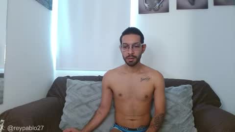 Snapshot of reypablo1 chatting on November 14, 5:11 pm REY PABLO Independent online show from November 14, 5:11 pm