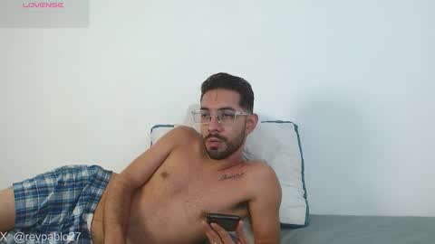 Snapshot of reypablo1 chatting on November 18, 10:14 pm REY PABLO Independent online show from November 18, 10:14 pm