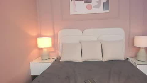 Reze  online show from March 10, 12:10 pm