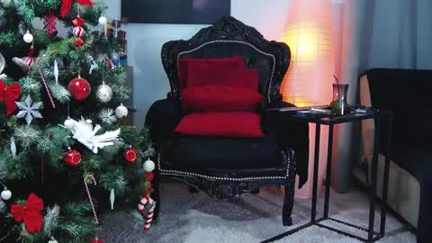 Snapshot of rheadespot chatting on December 3, 1:43 pm Rhea online show from December 3, 1:43 pm