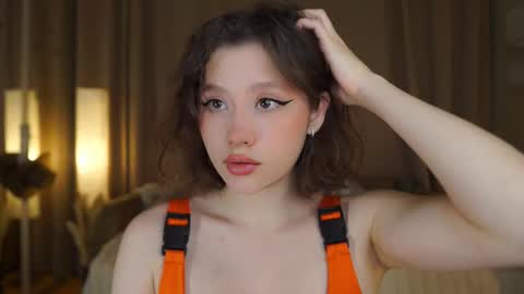 Nanami online show from March 22, 6:00 pm