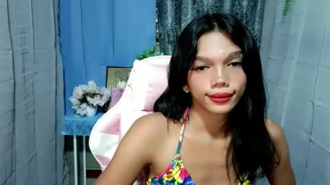 Snapshot of rhiana_slut chatting on November 14, 5:44 pm rhiana_slut online show from November 14, 5:44 pm