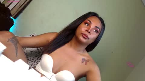 Snapshot of rhianasollway69 chatting on November 13, 5:39 am rhianasollway69 online show from November 13, 5:39 am