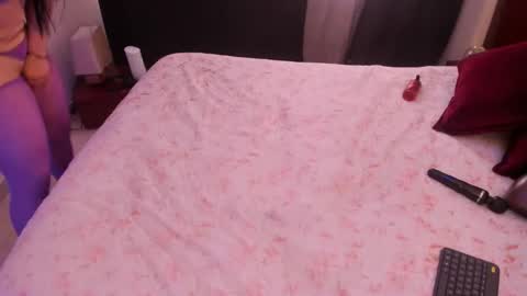 Snapshot of rhondavines chatting on October 22, 8:41 pm Rhonda online show from October 22, 8:41 pm