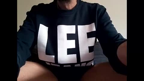 Snapshot of rhymes2479 chatting on September 18, 6:15 am Shaved cock ready online show from September 18, 6:15 am