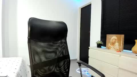 rhys_jagger_ online show from November 13, 10:03 am