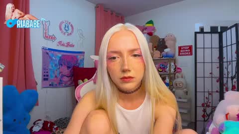 ria  online show from April 9, 3:06 am