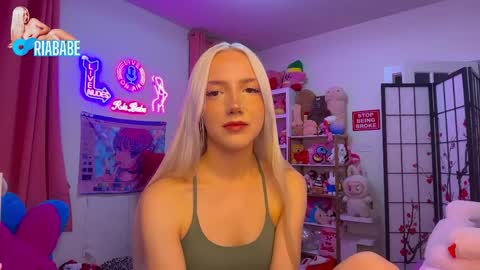 ria  online show from April 14, 3:01 am