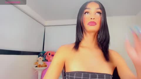 Snapshot of riannagarcia_ chatting on January 16, 1:37 am Rianna Garcia online show from January 16, 1:37 am