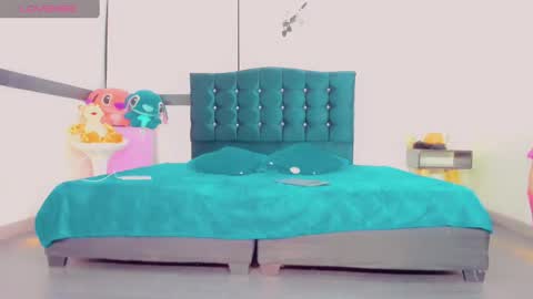 Snapshot of riannagarcia_ chatting on March 7, 1:42 am Rianna Garcia online show from March 7, 1:42 am