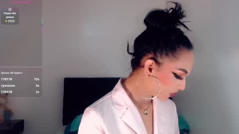 Snapshot of riannagarcia_ chatting on September 13, 3:50 am Rianna Garcia online show from September 13, 3:50 am